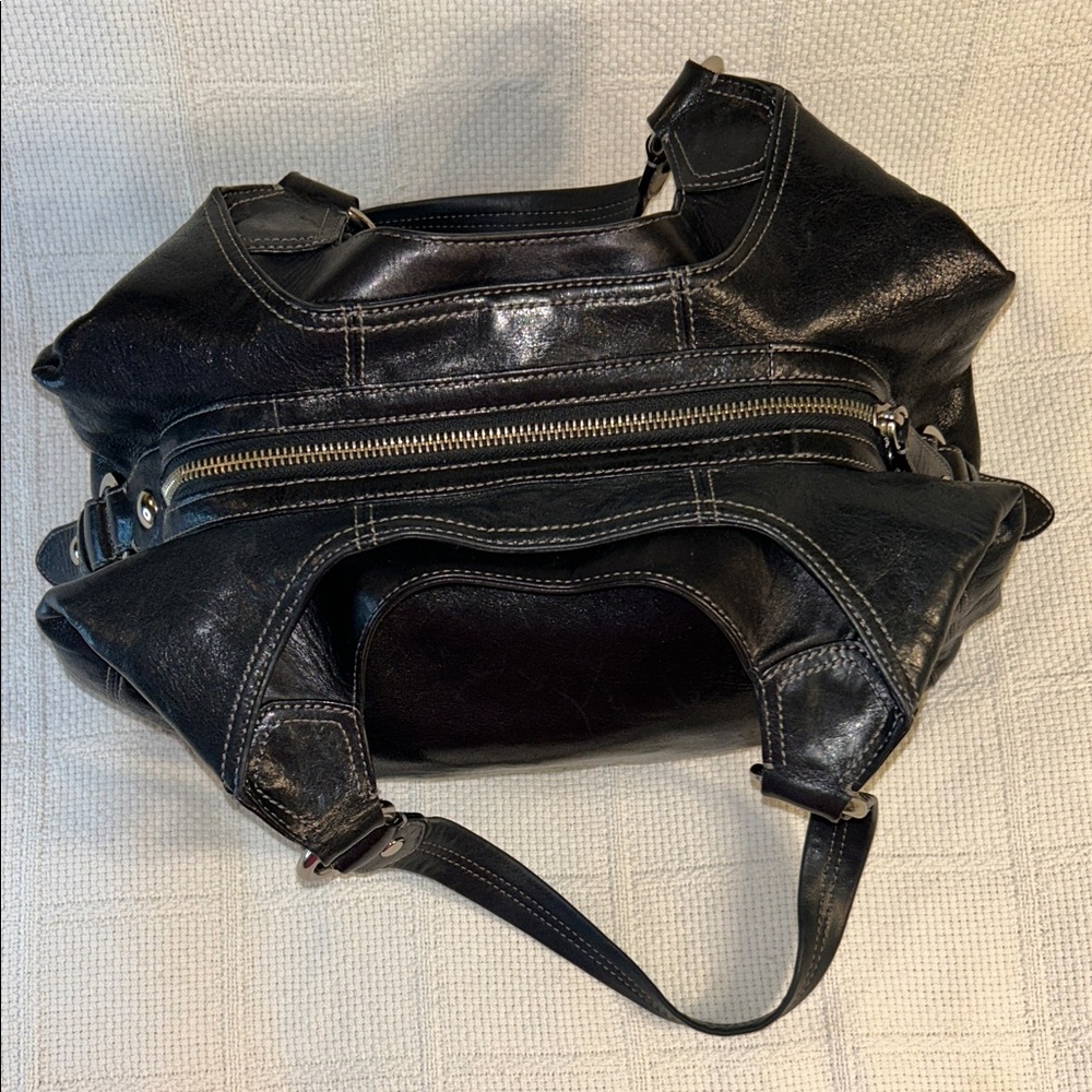Coach Black Shoulder Bag - Picture 7 of 12